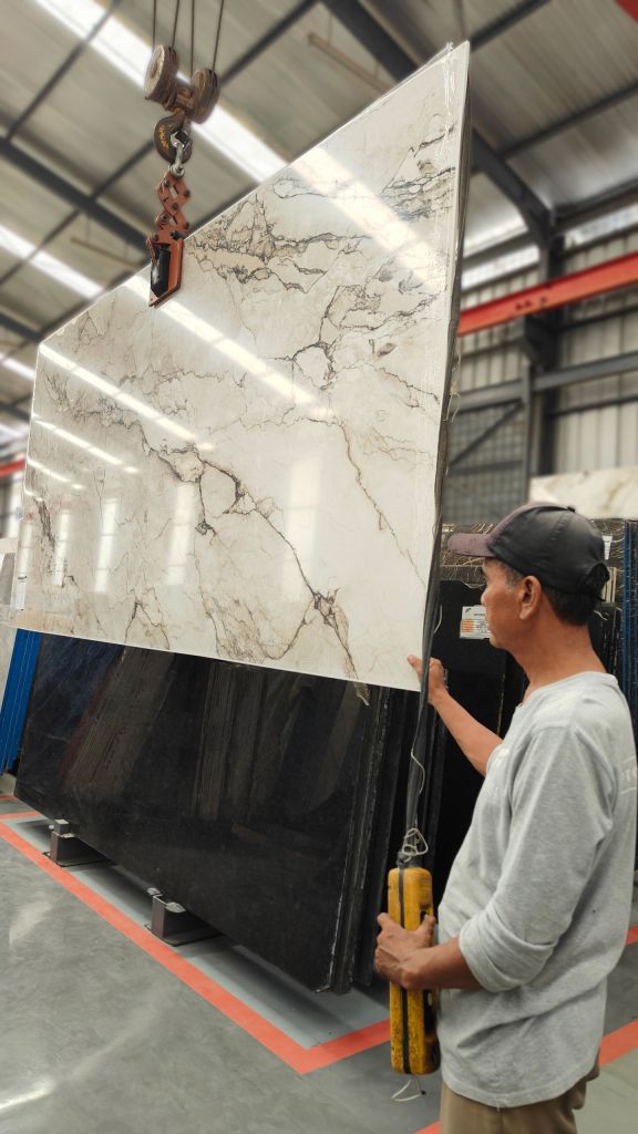 Raspari Neolith